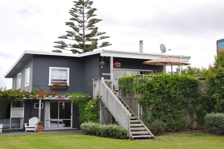 Photo of property in 64 Dillon Street, Waihi Beach, 3611