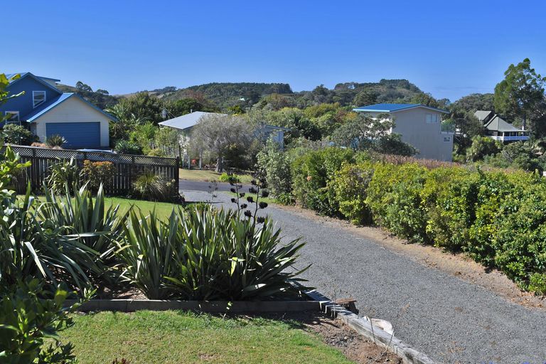 Photo of property in 46 Cumberland Street, Leigh, 0985