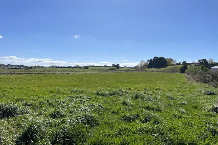 Photo of property in 223 Kaitangata Highway, Stirling, 9231
