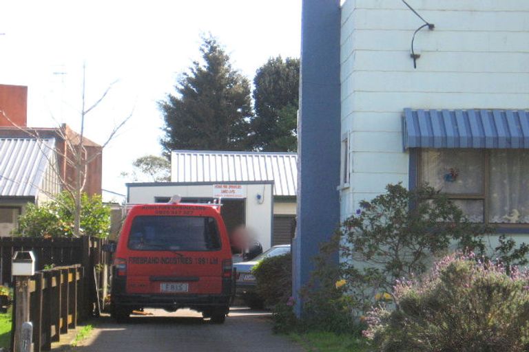 Photo of property in 35a Ngatai Road, Otumoetai, Tauranga, 3110