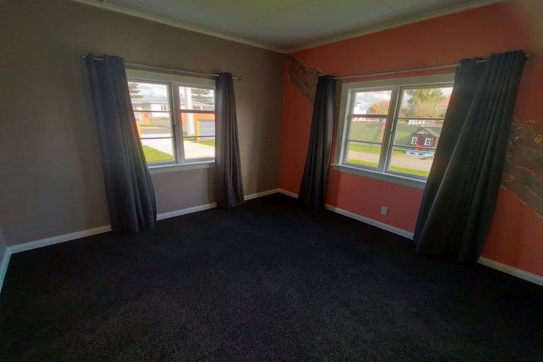 Photo of property in 30 Ngaire Street, Longburn, Palmerston North, 4412