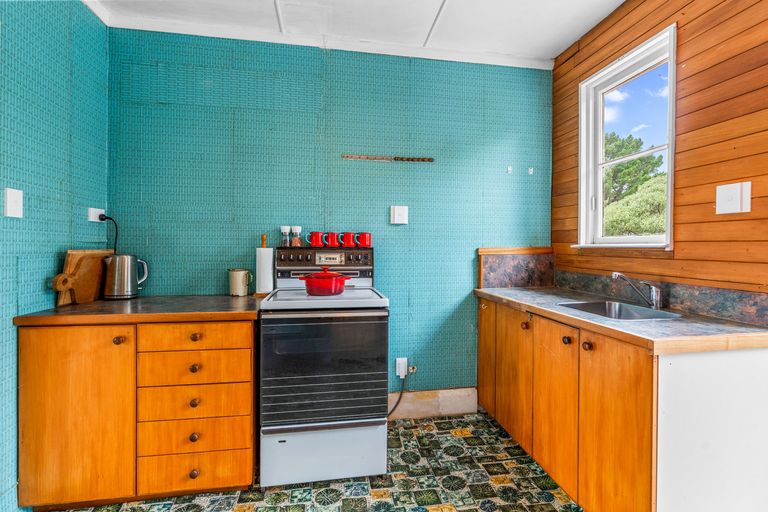 Photo of property in 62 Otakou Golf Course Road, Otakou, Dunedin, 9077