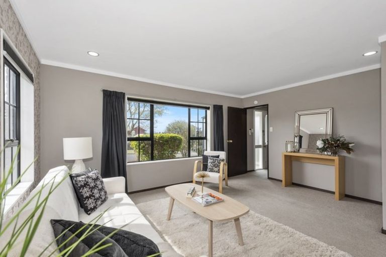 Photo of property in 6 Houhere Place, Pukete, Hamilton, 3200