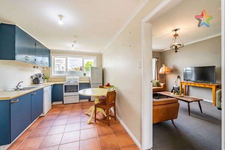 Photo of property in 8 Golf Road, Manor Park, Lower Hutt, 5019