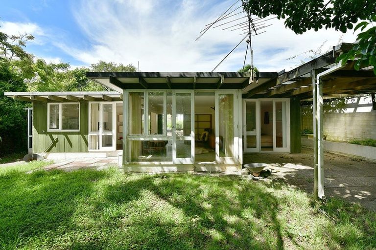 Photo of property in 81 Glamorgan Drive, Torbay, Auckland, 0630