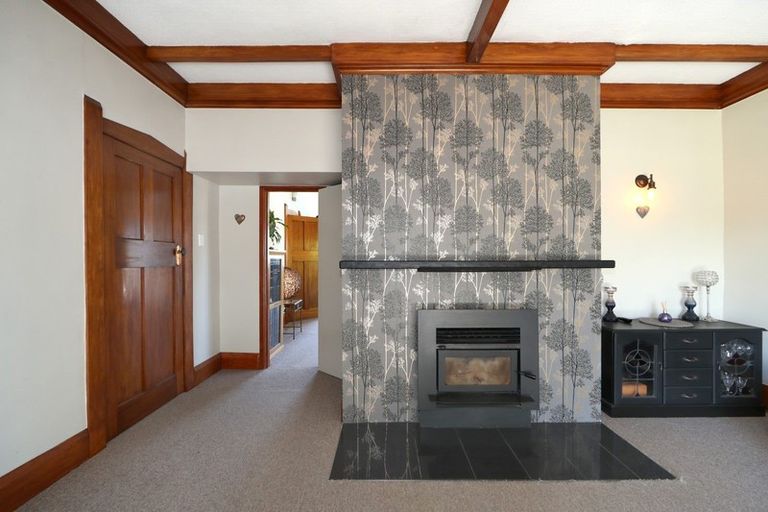 Photo of property in 1001 Heretaunga Street East, Parkvale, Hastings, 4122