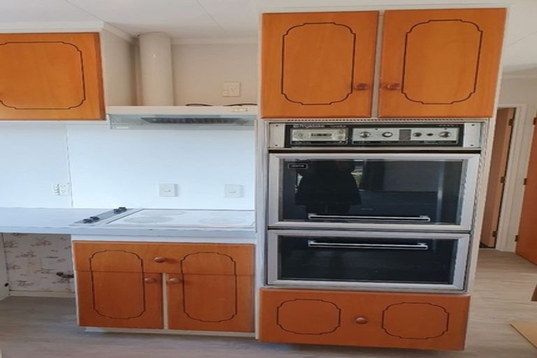 Photo of property in 270c Patumahoe Road, Pukekohe, 2678