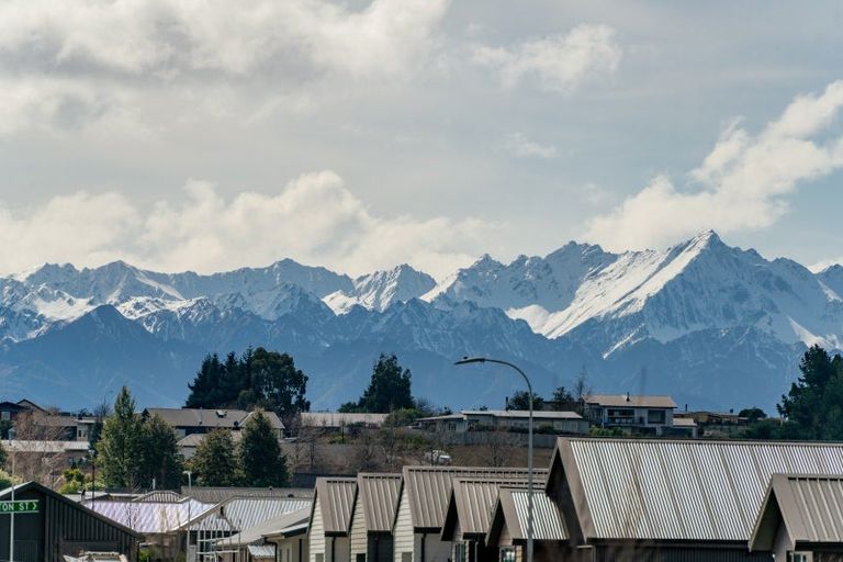 Photo of property in 53 Longview Drive, Lake Hawea, 9382