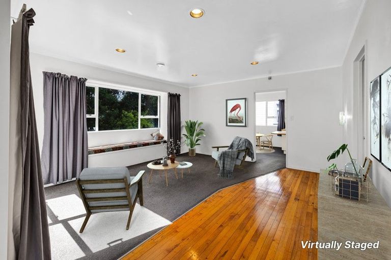 Photo of property in 12 Erin Street, Hawera, 4610