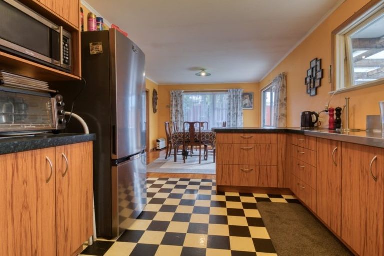 Photo of property in 14 Barnett Place, Pirimai, Napier, 4112