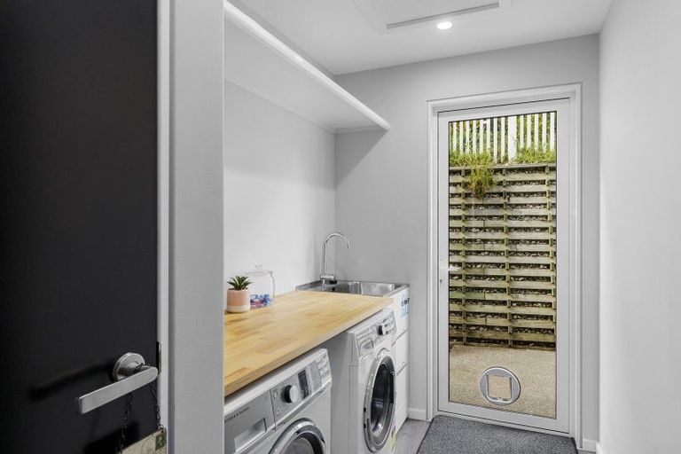 Photo of property in 12 Botany Lane, Whitby, Porirua, 5024