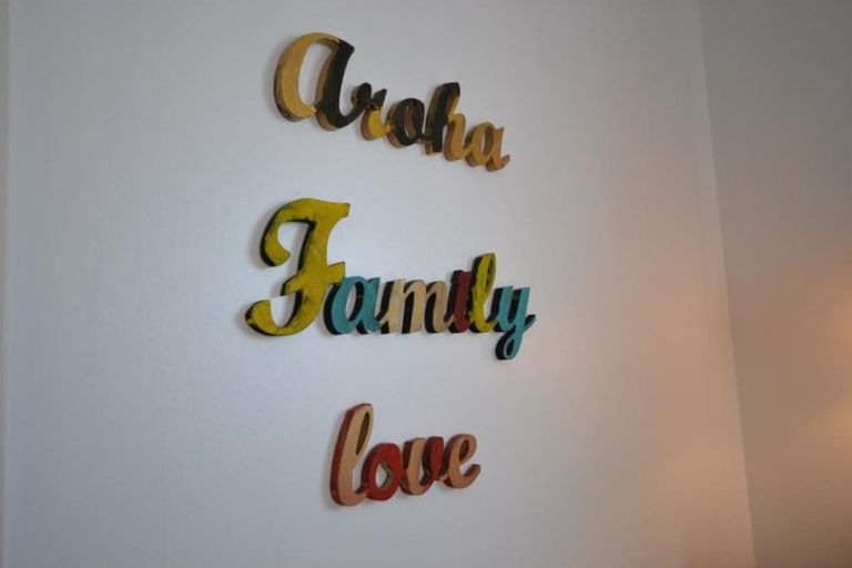 Photo of property in 35 Strathavon Road, Miramar, Wellington, 6022