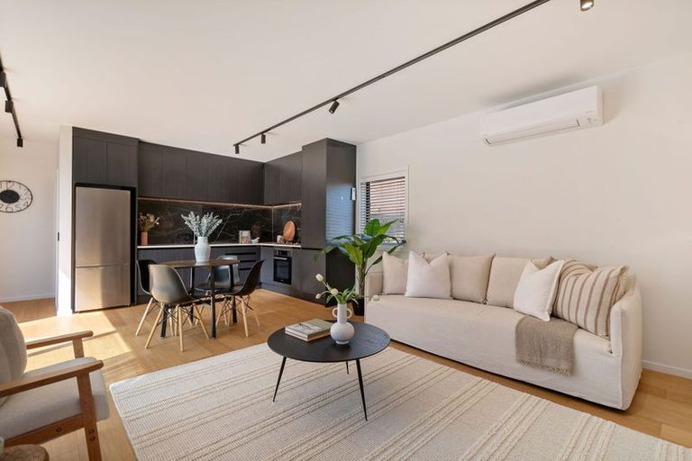 Photo of property in 3 Curvey Court, Jacks Point, 9371