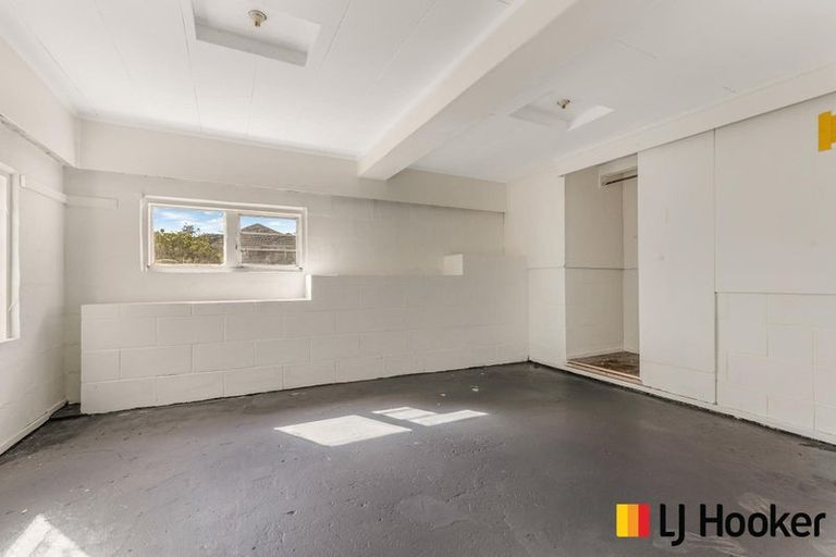 Photo of property in 1 Lynmore Drive, Hillpark, Auckland, 2102