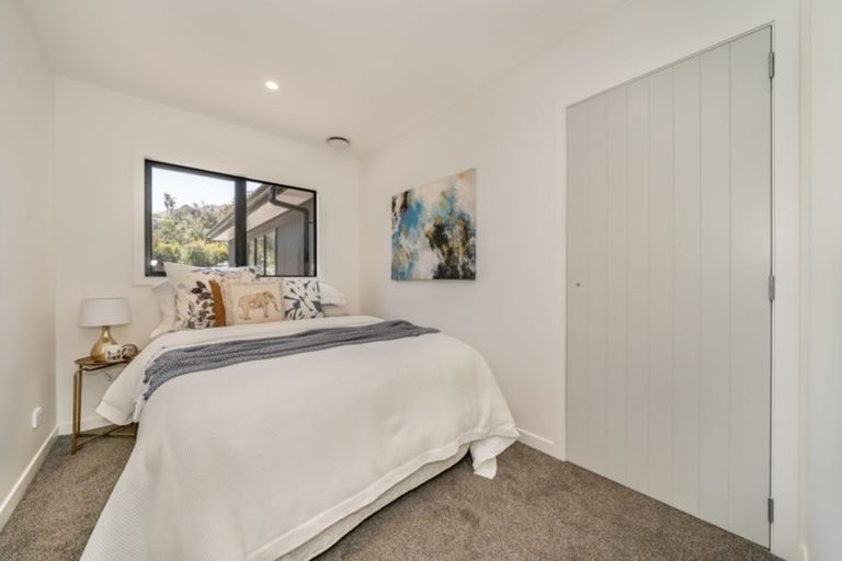 Photo of property in 45 Mount Marua Way, Timberlea, Upper Hutt, 5018