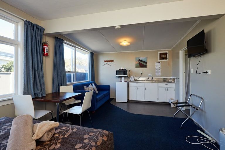 Photo of property in 162 Esplanade, Kaikoura, 7300