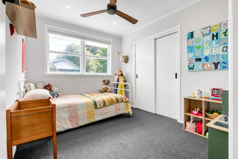 Photo of property in 9 Duncan Road, St Andrews, Hamilton, 3200