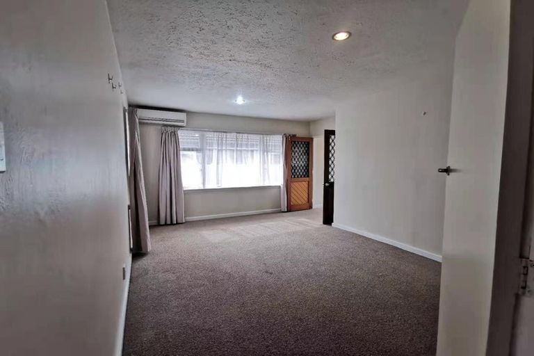 Photo of property in 36 Charlcott Street, Burnside, Christchurch, 8053