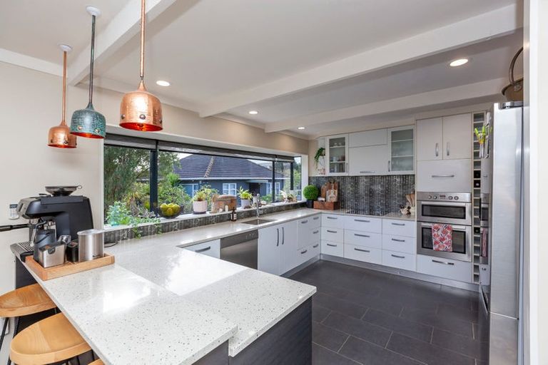 Photo of property in 300 Rosetta Road, Raumati Beach, Paraparaumu, 5032