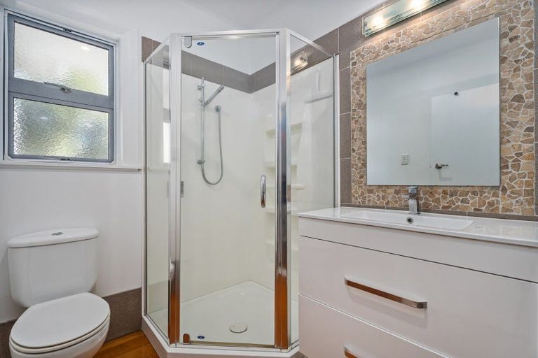 Photo of property in 18 Black Jack Road, Kuaotunu, Whitianga, 3592