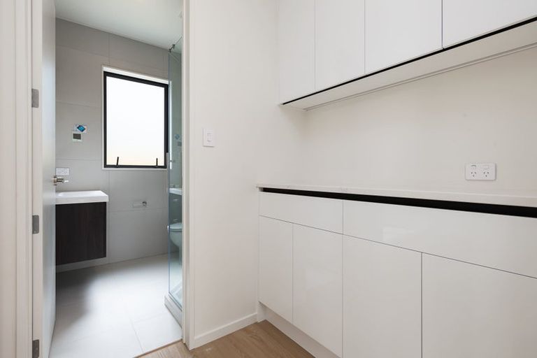 Photo of property in 11a Endurance Rise, Orewa, 0931