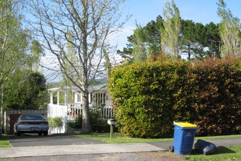 Photo of property in 28 Mcentee Road, Waitakere, Auckland, 0816