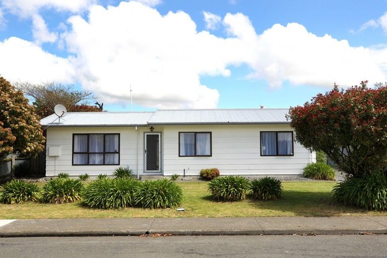 Photo of property in 251 Flaxmere Avenue, Flaxmere, Hastings, 4120