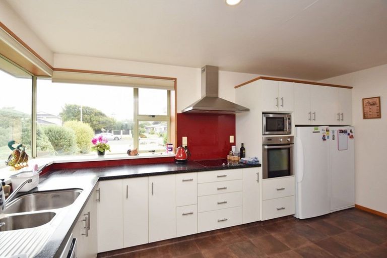 Photo of property in 112 Gladstone Terrace, Gladstone, Invercargill, 9810