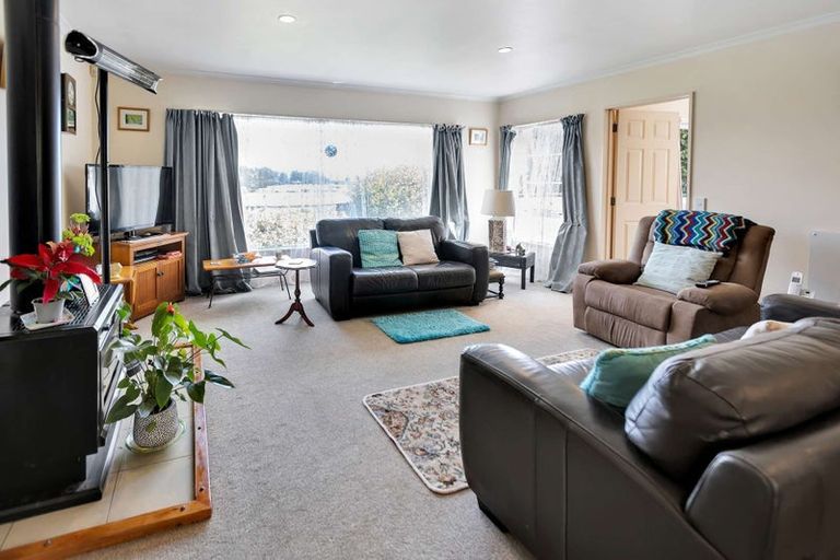 Photo of property in 63 Kiddle Drive, Hilltop, Taupo, 3330