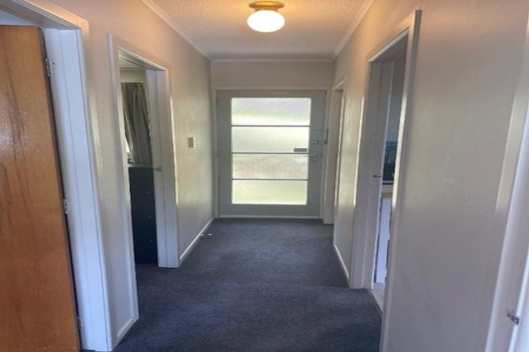 Photo of property in 7 Chaucer Way, Karori, Wellington, 6012