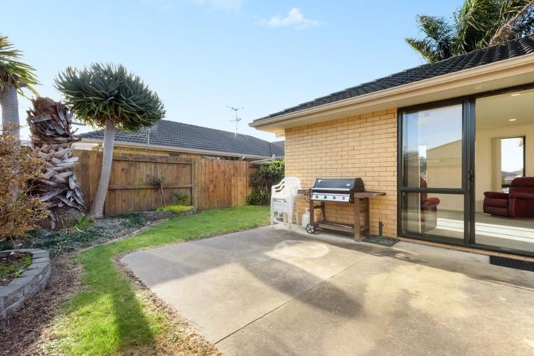 Photo of property in 718 Gloucester Road, Papamoa Beach, Papamoa, 3118