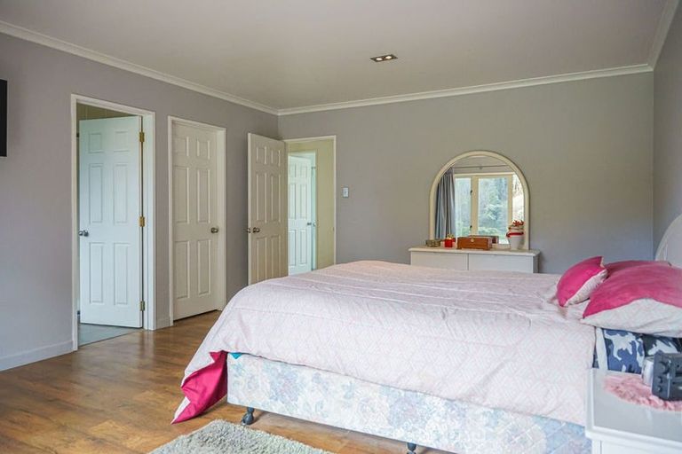 Photo of property in 20 Maui Pomare Road, Nikau Valley, Paraparaumu, 5032