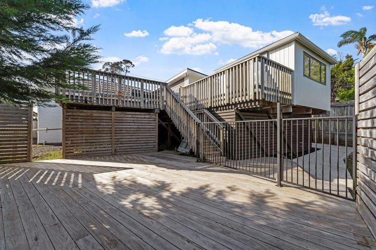 Photo of property in 7 Vipond Road, Stanmore Bay, Whangaparaoa, 0932