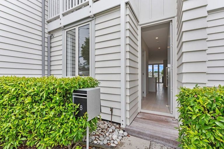 Photo of property in 8/83 Hinemoa Street, Birkenhead, Auckland, 0626