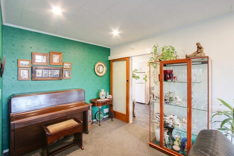 Photo of property in 2/107 Terrace Road, Parkvale, Hastings, 4122
