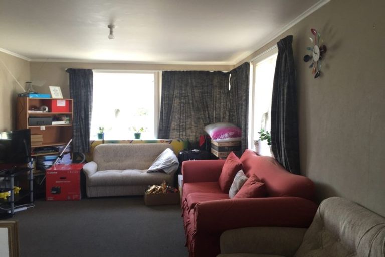 Photo of property in 72b Swaffield Road, Papatoetoe, Auckland, 2025