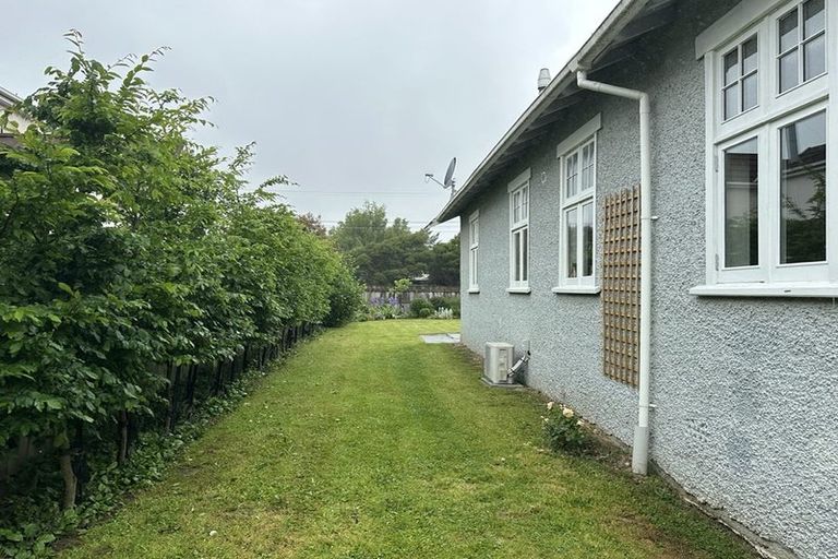 Photo of property in 6 Malcolm Street, Martinborough, 5711