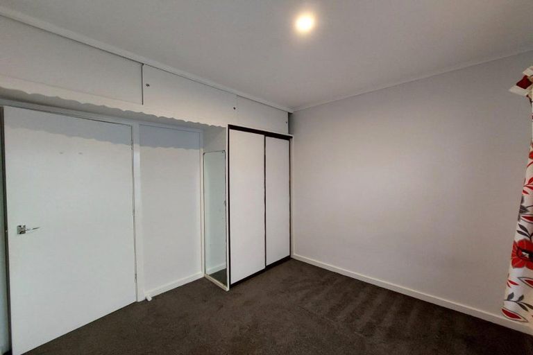 Photo of property in 157a Seaview Road, Westown, New Plymouth, 4310