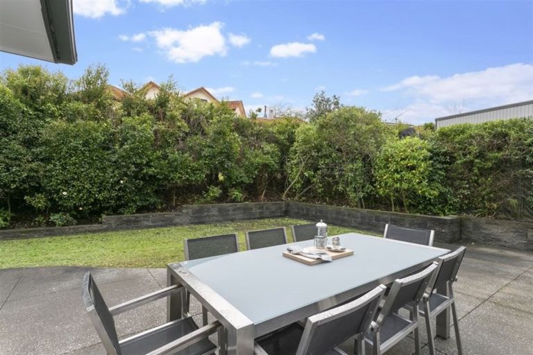 Photo of property in 1/19 Wolsley Avenue, Milford, Auckland, 0620