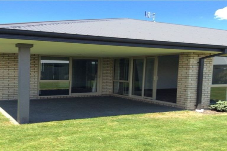 Photo of property in 4 Jefferson Close, Halswell, Christchurch, 8025