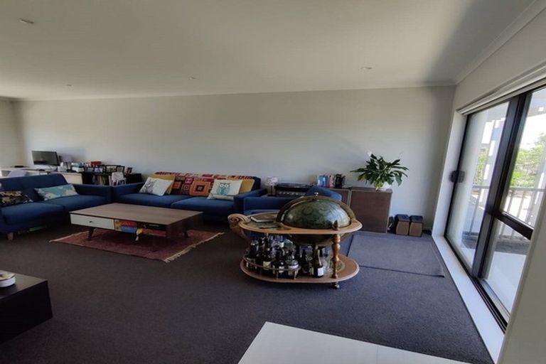 Photo of property in 76 Whenuapai Drive, Whenuapai, Auckland, 0618