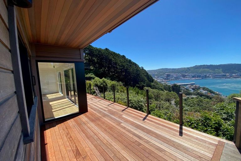 Photo of property in 34 Robieson Street, Roseneath, Wellington, 6011