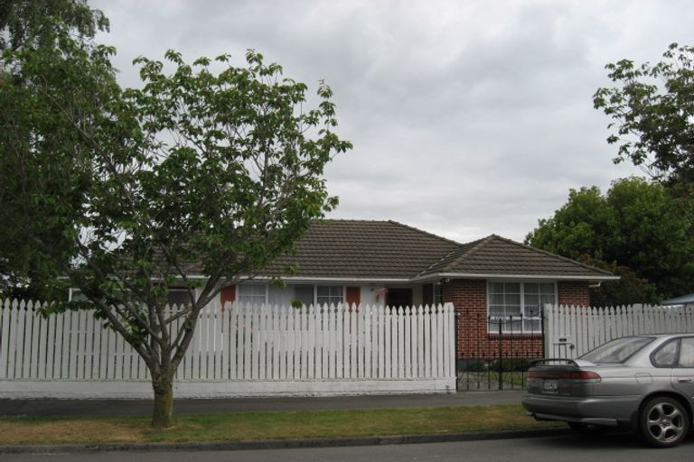 Photo of property in 70 Deepdale Street, Burnside, Christchurch, 8053
