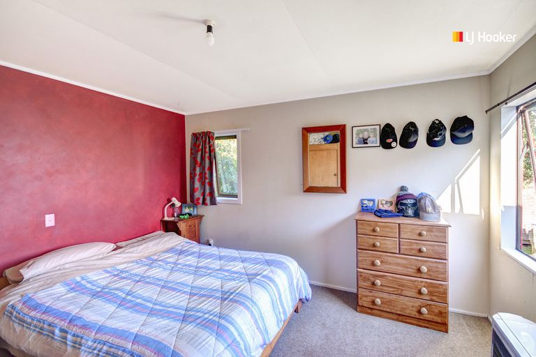 Photo of property in 6 Dickson Street, Macandrew Bay, Dunedin, 9014