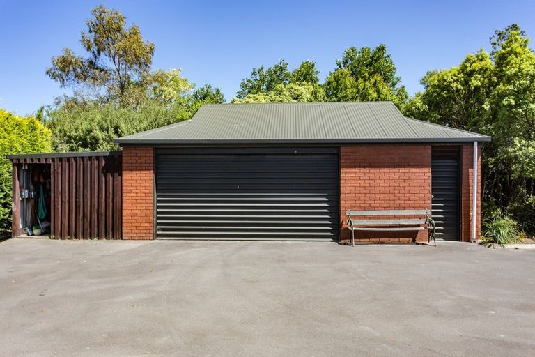 Photo of property in 18 Cedar Place, Amberley, 7410