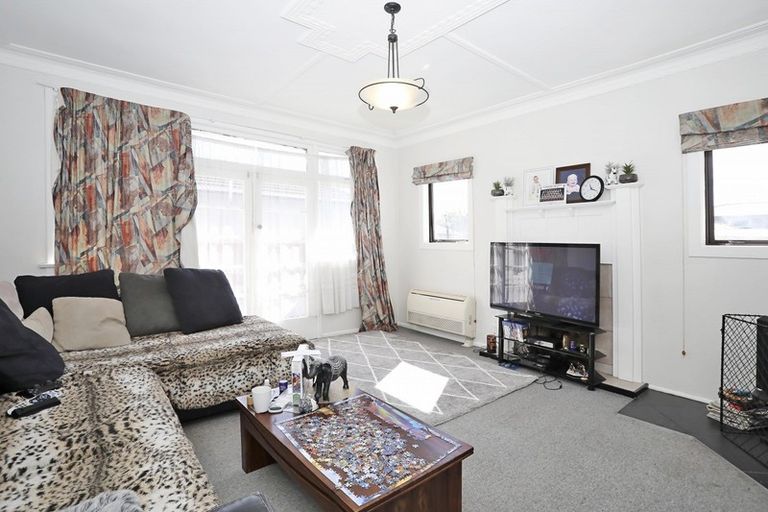 Photo of property in 302 Princes Street, Strathern, Invercargill, 9812