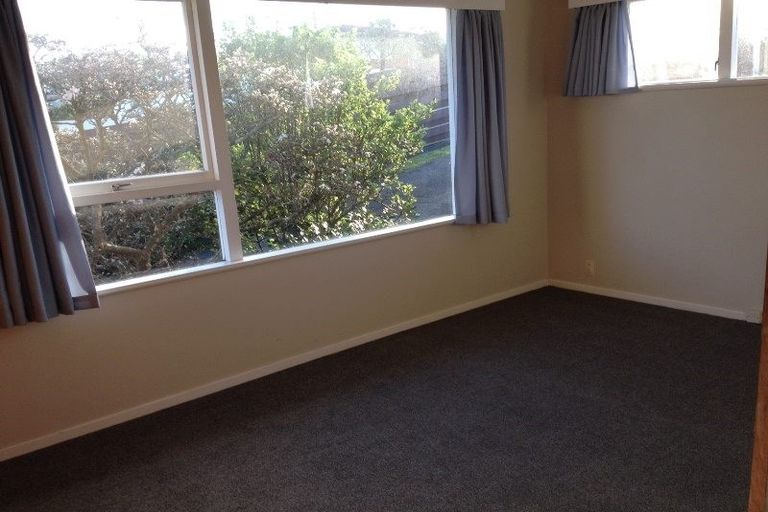 Photo of property in 1/32 Kowhai Road, Campbells Bay, Auckland, 0630