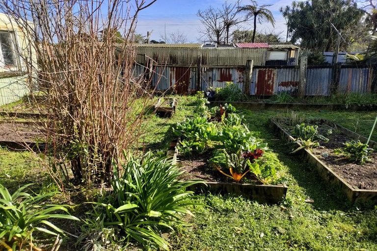 Photo of property in 7 Greenfield Street, Hector, 7822