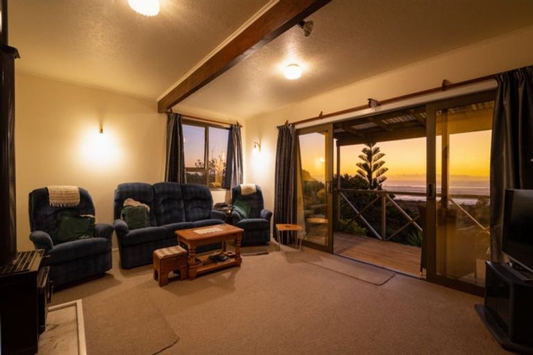 Photo of property in 114 Rarangi Beach Road, Rarangi, Blenheim, 7273