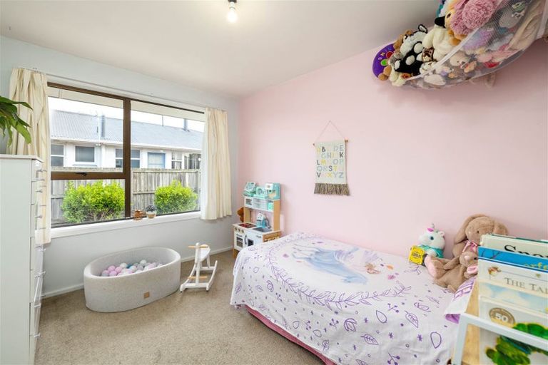 Photo of property in 62 Kathleen Crescent, Hornby, Christchurch, 8042